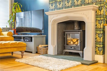 photo for Eaton Bray, Central Bedfordshire