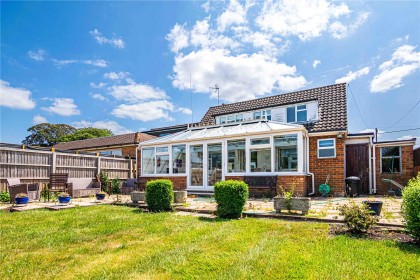 photo for Eaton Bray, Central Bedfordshire