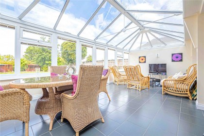 photo for Eaton Bray, Central Bedfordshire