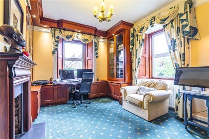 photo for Slapton, Buckinghamshire