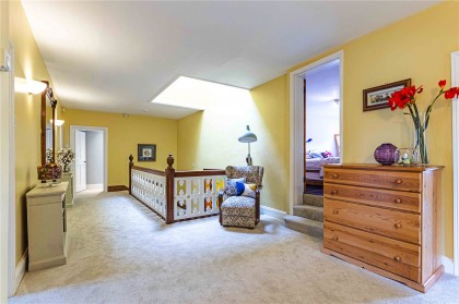 photo for Slapton, Buckinghamshire