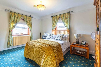 photo for Slapton, Buckinghamshire