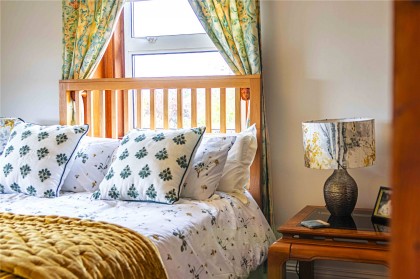 photo for Slapton, Buckinghamshire