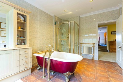 photo for Slapton, Buckinghamshire