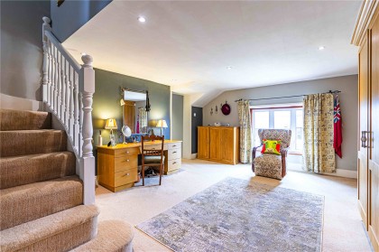 photo for Slapton, Buckinghamshire