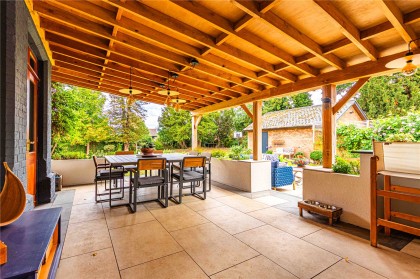 photo for Slapton, Buckinghamshire