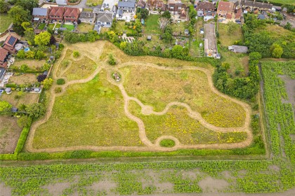 photo for Slapton, Buckinghamshire