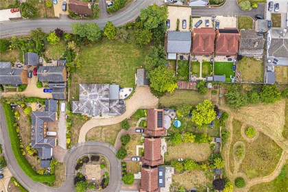 photo for Slapton, Buckinghamshire