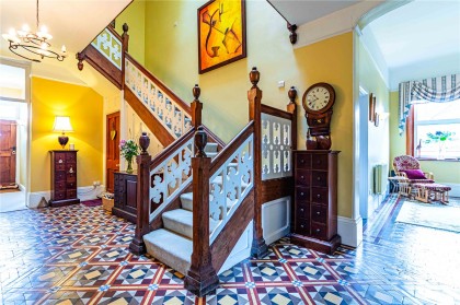 photo for Slapton, Buckinghamshire