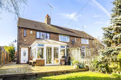 photo for Edlesborough, Buckinghamshire