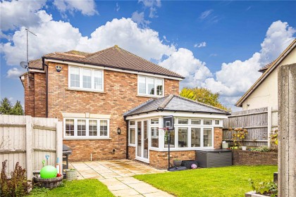 photo for Caddington, Central Bedfordshire