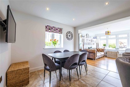 photo for Caddington, Central Bedfordshire