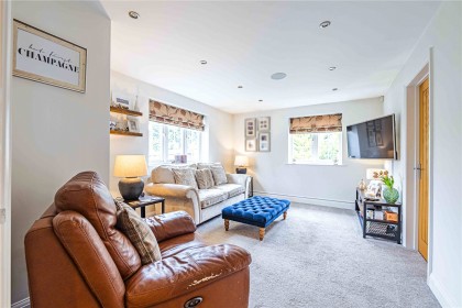 photo for Caddington, Central Bedfordshire