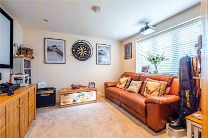 photo for Caddington, Central Bedfordshire