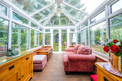 photo for Edlesborough, Buckinghamshire