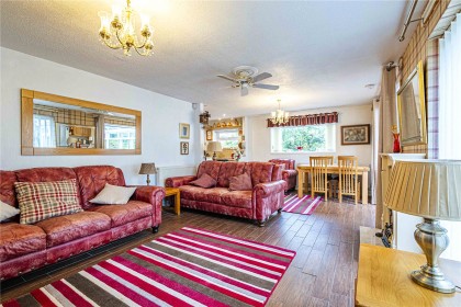 photo for Edlesborough, Buckinghamshire