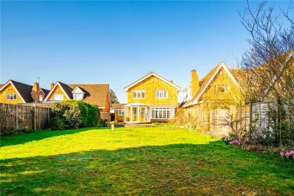 photo for Eaton Bray, Central Bedfordshire