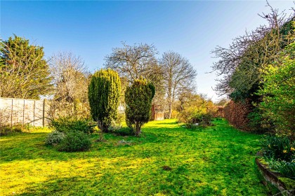 photo for Eaton Bray, Central Bedfordshire
