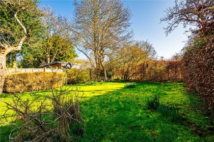 photo for Eaton Bray, Central Bedfordshire