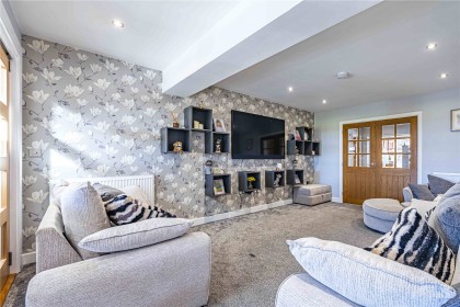 photo for Kensworth, Central Bedfordshire