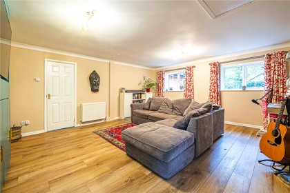 photo for Studham, Dunstable, Central Bedfordshire