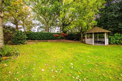 photo for Studham, Dunstable, Central Bedfordshire