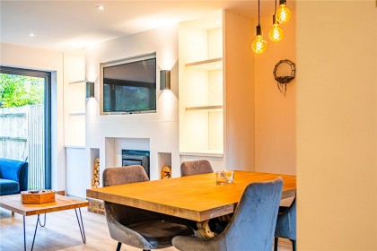 photo for Eaton Bray, Bedfordshire