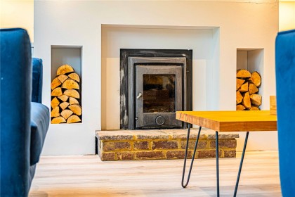 photo for Eaton Bray, Bedfordshire