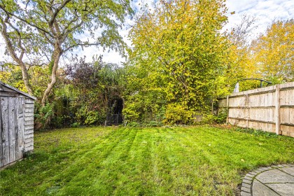 photo for Eaton Bray, Bedfordshire