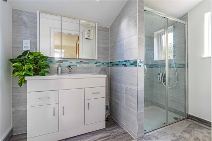 photo for Studham, Central Bedfordshire