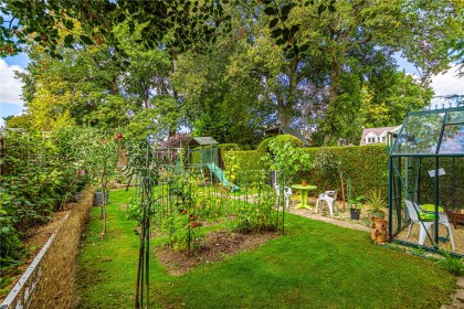 photo for Studham, Central Bedfordshire