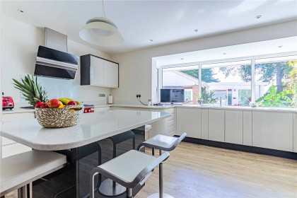 photo for Studham, Central Bedfordshire