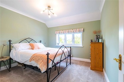 photo for Slapton, Leighton Buzzard, Buckinghamshire