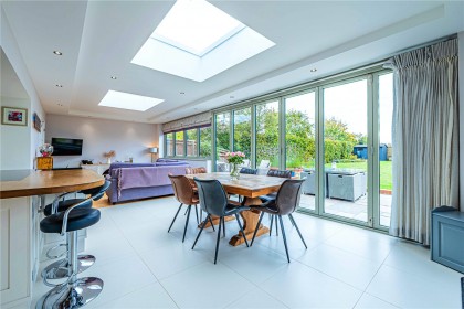 photo for Slapton, Leighton Buzzard, Buckinghamshire