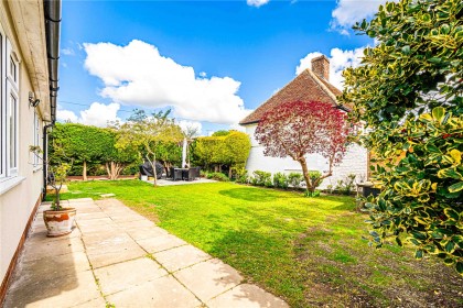 photo for Edlesborough, Buckinghamshire