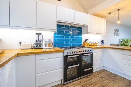 photo for Edlesborough, Buckinghamshire