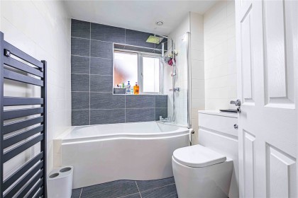 photo for Eaton Bray, Central Bedfordshire