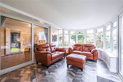 photo for Eaton Bray, Central Bedfordshire