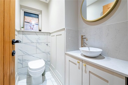 photo for Studham, Central Bedfordshire