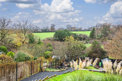 photo for Studham, Central Bedfordshire