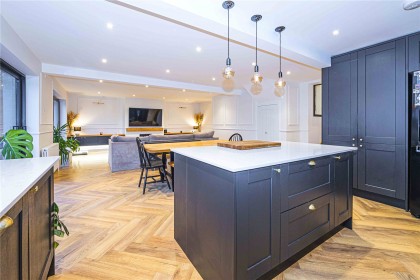 photo for Studham, Central Bedfordshire