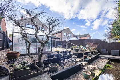 photo for Eaton Bray, Central Bedfordshire