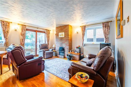 photo for Eaton Bray, Central Bedfordshire