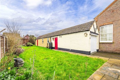 photo for Eaton Bray, Central Bedfordshire