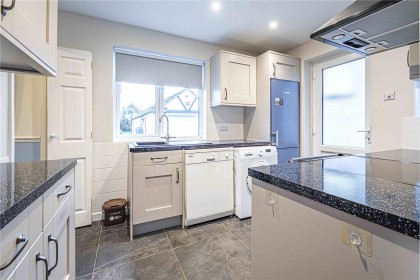 photo for Eaton Bray, Central Bedfordshire