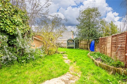 photo for Eaton Bray, Central Bedfordshire