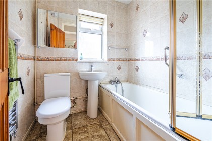 photo for Eaton Bray, Central Bedfordshire