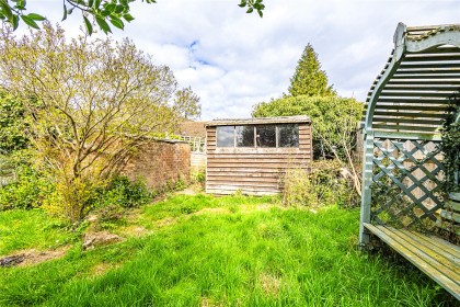 photo for Eaton Bray, Central Bedfordshire