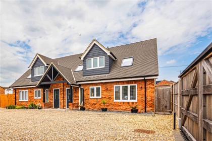 photo for Cheddington, Buckinghamshire