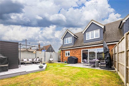 photo for Cheddington, Buckinghamshire